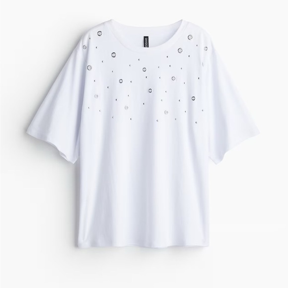 H&M Tops - White Grommet Women's Top
